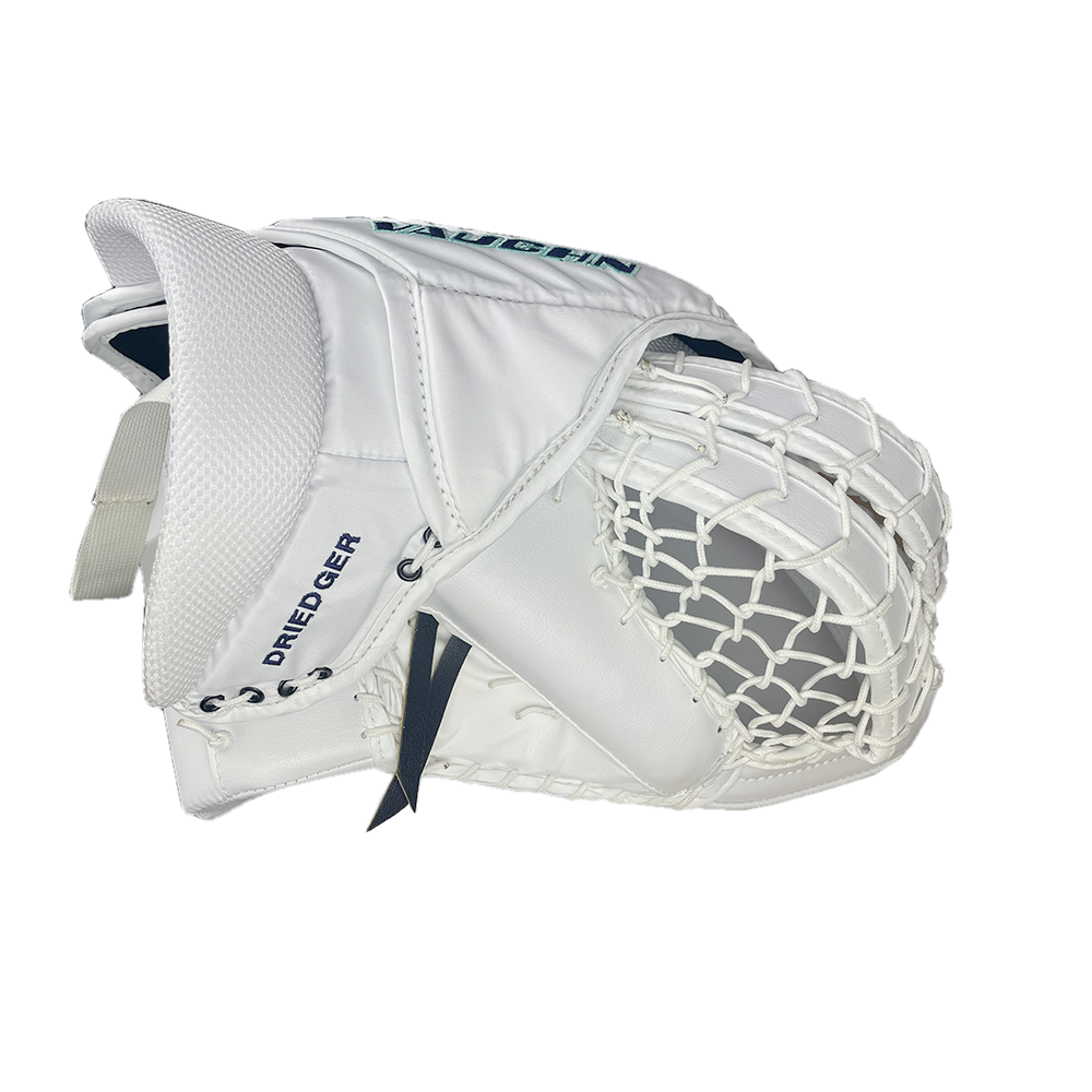 How To Fit A Goalie Glove – Discount Hockey